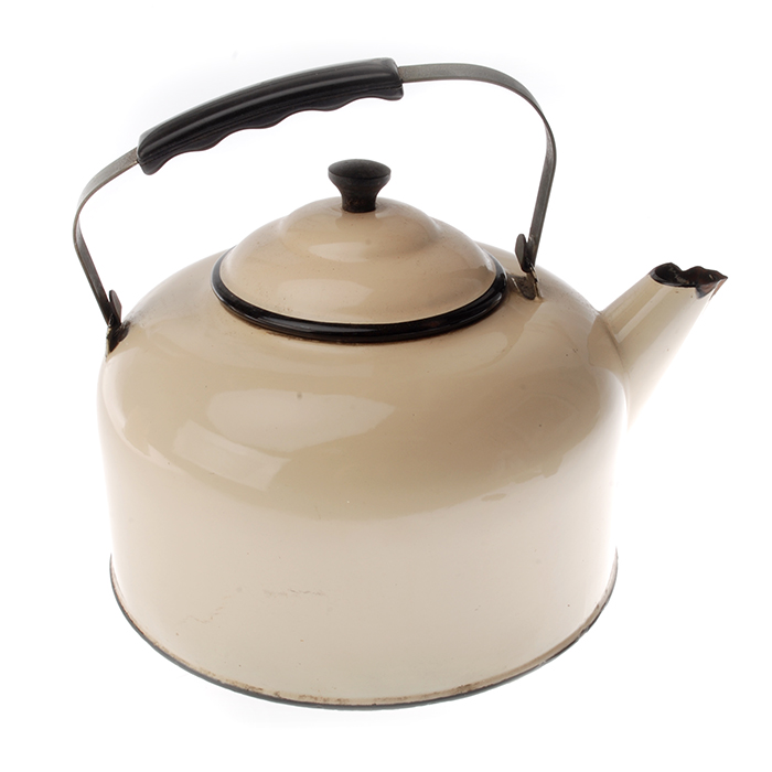 https://collect-sell.com/wp-content/uploads/2020/03/20-cup-enamel-coffee-pot.jpg