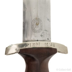 Lower crossguard of SA dagger with Gau marking 'Br.' for Bremen SA Group.