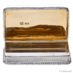 Gilt interior of sterling silver box, hallmarked London 1935 by Searle & Co Ltd