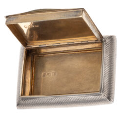 Gilded interior of 1833 Joseph Willmore sterling silver snuff box