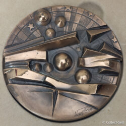 Obverse of 1984 Decorative and Propaganda Arts Miami bronze medal by Jorio Vivarelli