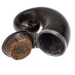 Open Scottish ram’s horn snuff mull showing interior and wooden plug beneath silver hinge.