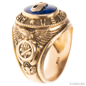 Crest Craft U.S. Army Airborne 10K gold ring with blue cabochon and airborne parachute insignia